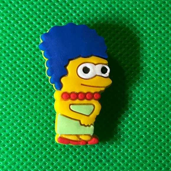 CROCS Other - 🌼 (5/$10 or 10/$15) NEW “90’s The Simpson’s” Marge Croc Shoe Charm Collection